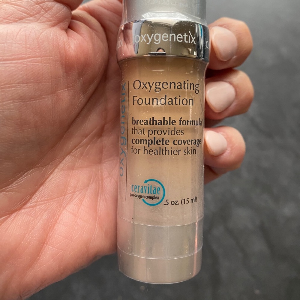 Oxygenetics Foundation.5 oz (15ml) BEIGE